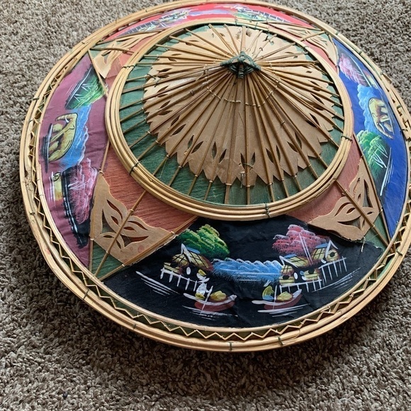 Oriental Asian Straw Bamboo Hat - Picture 1 of 6